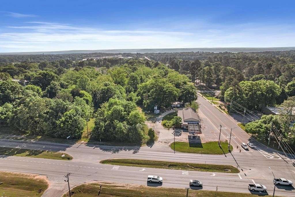 4.6 Acres of Improved Commercial Land for Sale in Eufaula, Alabama