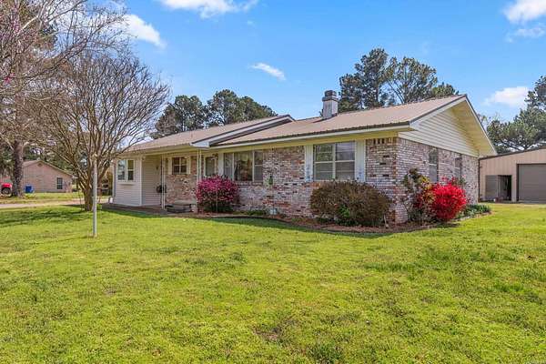 7.22 Acres of Land with Home for Sale in Greenbrier, Arkansas