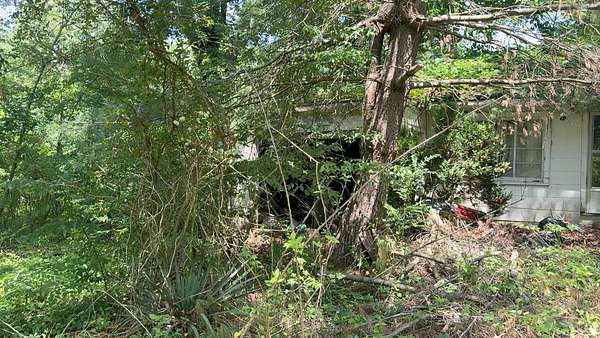 1.69 Acres of Residential Land for Sale in Summertown, Tennessee