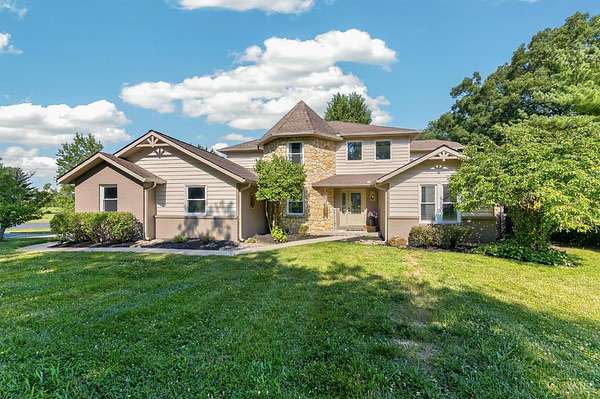 5.22 Acres of Land with Home for Sale in Liberty Township, Ohio