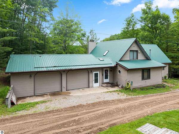 19.6 Acres of Recreational Land with Home for Sale in Rose City, Michigan