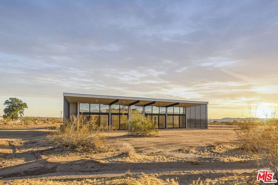 8.9 Acres of Land with Home for Sale in Joshua Tree, California