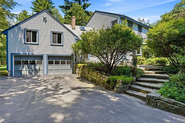 5.57 Acres of Land with Home for Lease in Brookline, New Hampshire