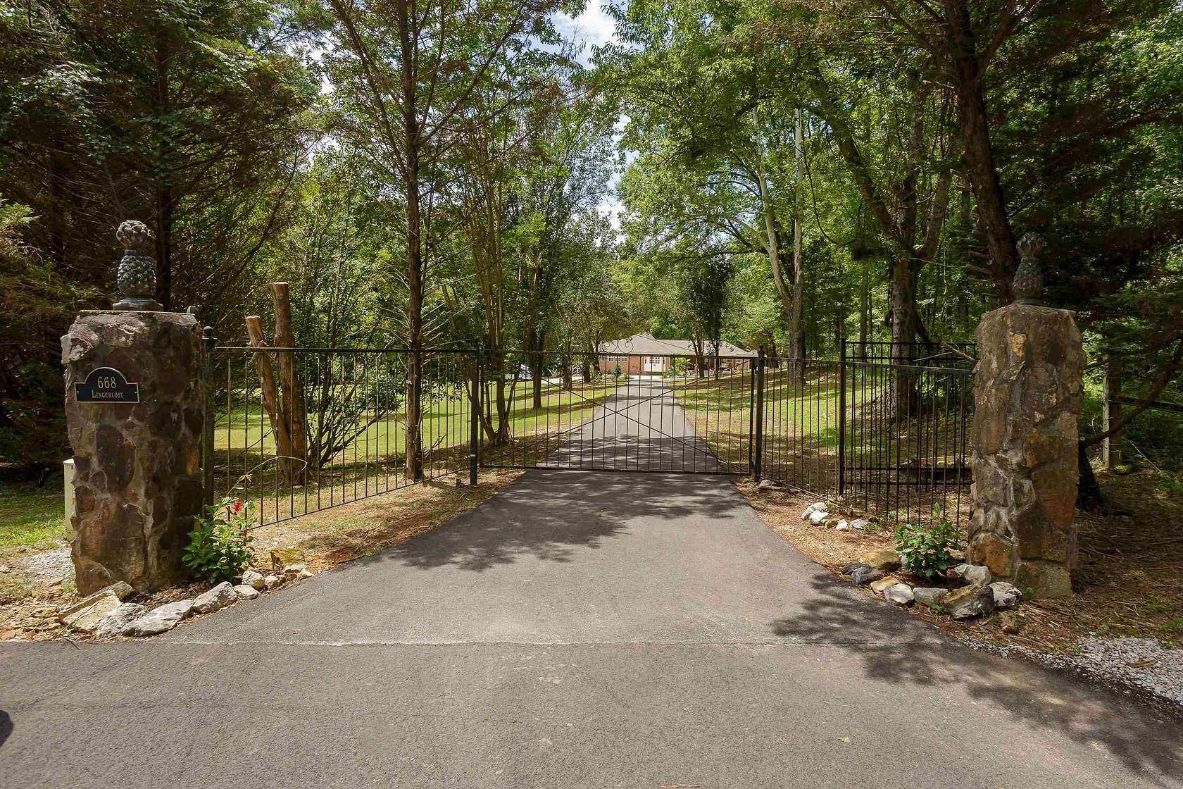 4.83 Acres of Land with Home for Sale in Killen, Alabama