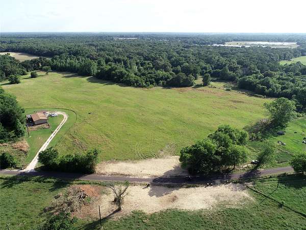 11.2 Acres of Land for Sale in Sulphur Springs, Texas