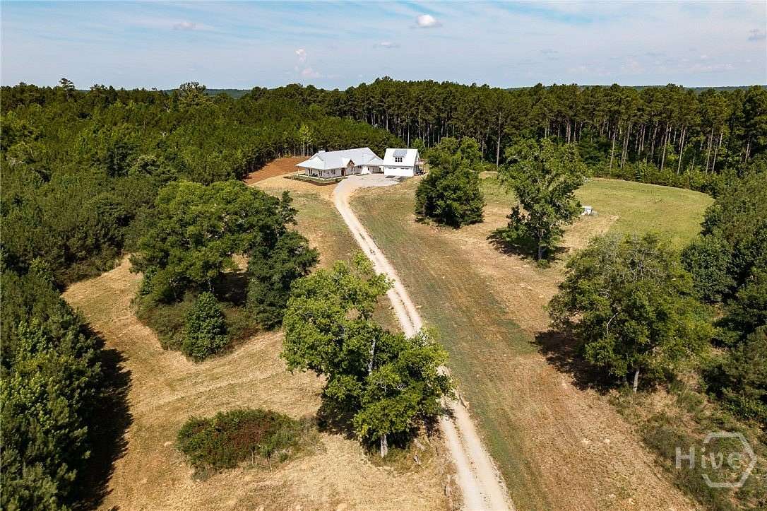 20.3 Acres of Agricultural Land with Home for Sale in Greensboro, Georgia