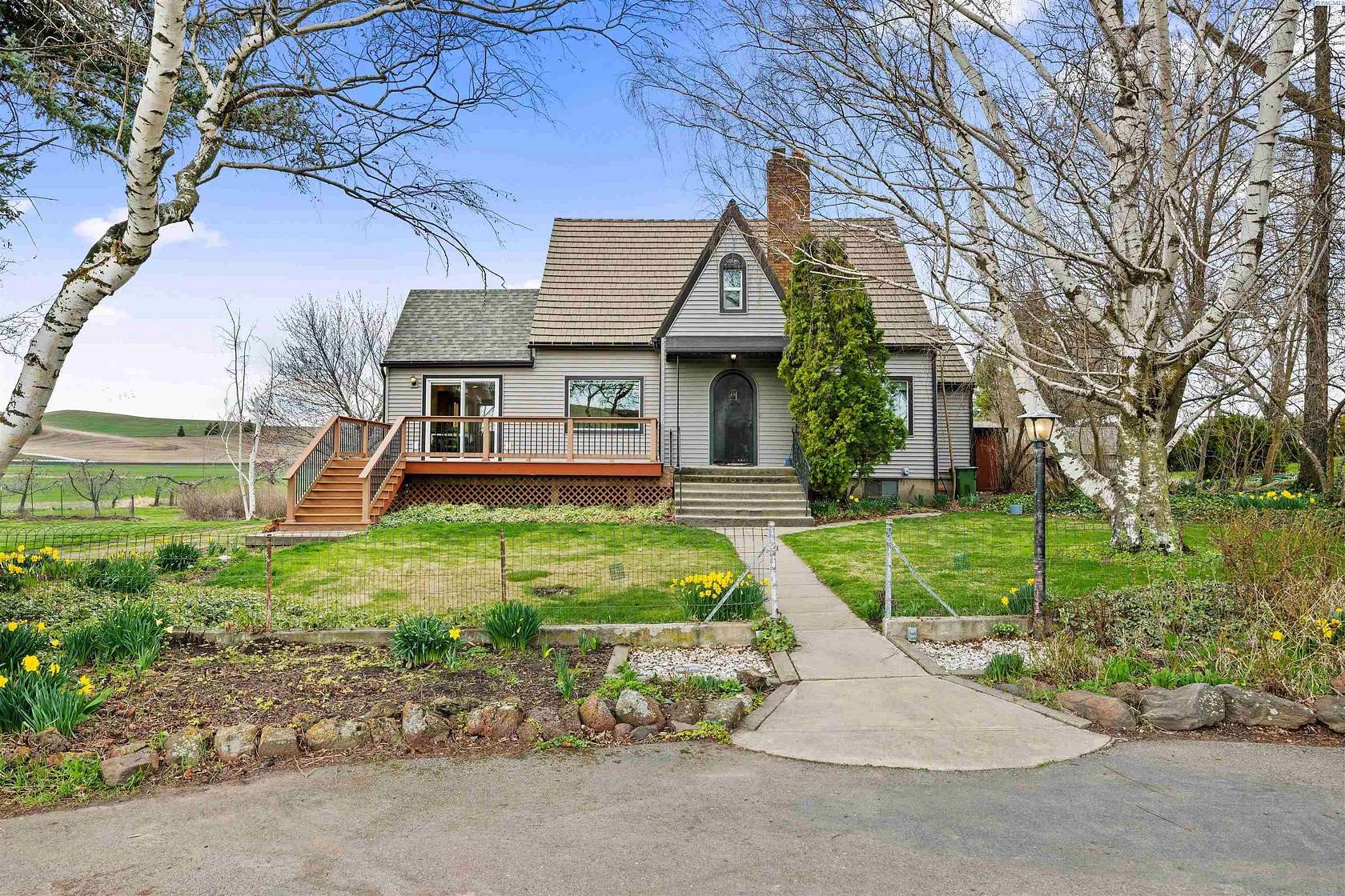 3 Acres of Land with Home for Sale in Colfax, Washington