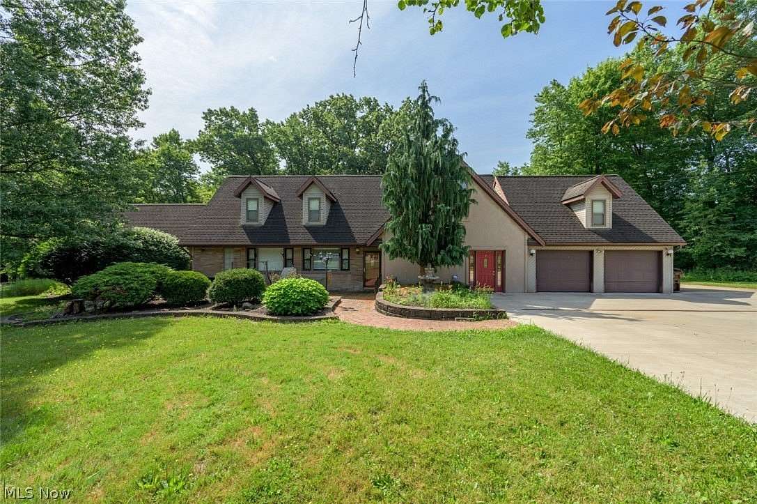 1.85 Acres of Land with Home for Sale in McDonald, Ohio