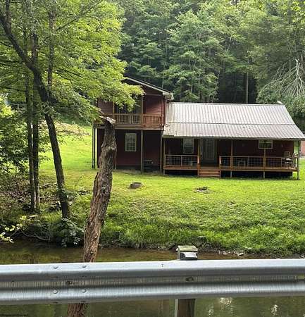 8 Acres of Land with Home for Sale in Diana, West Virginia
