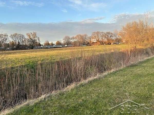 30.5 Acres of Land for Sale in Saginaw, Michigan