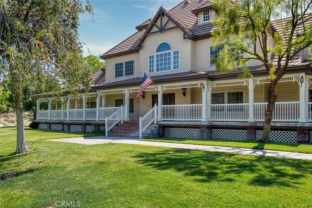 28.2 Acres of Agricultural & Residential Land for Sale in Canyon Country, California