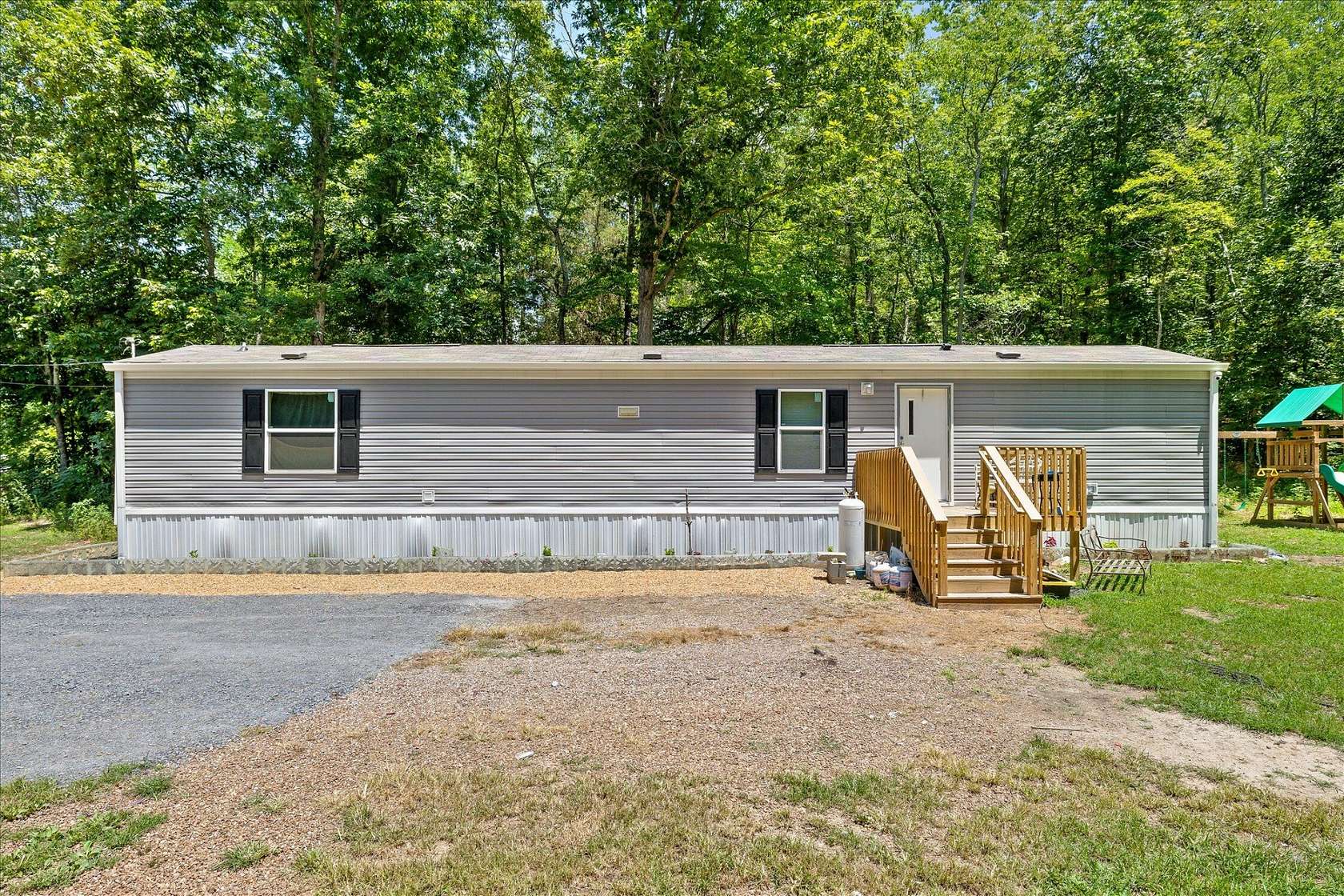 4.2 Acres of Land with Home for Sale in Birchwood, Tennessee