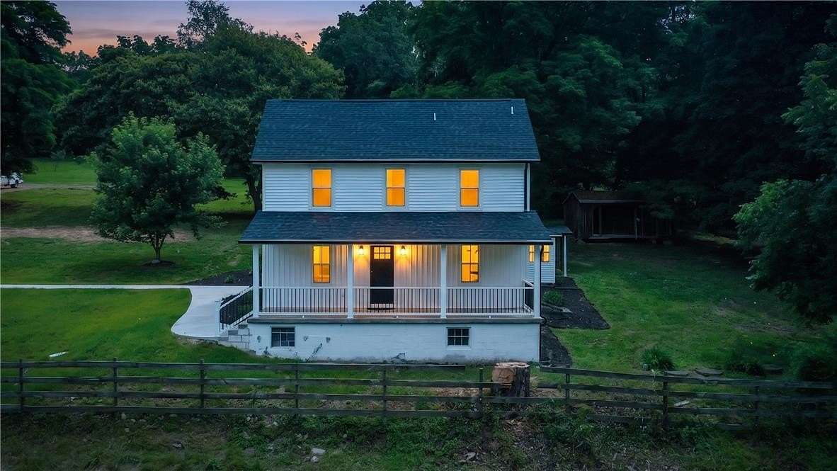 14.5 Acres of Land with Home for Sale in Upper Mount Bethel Township, Pennsylvania