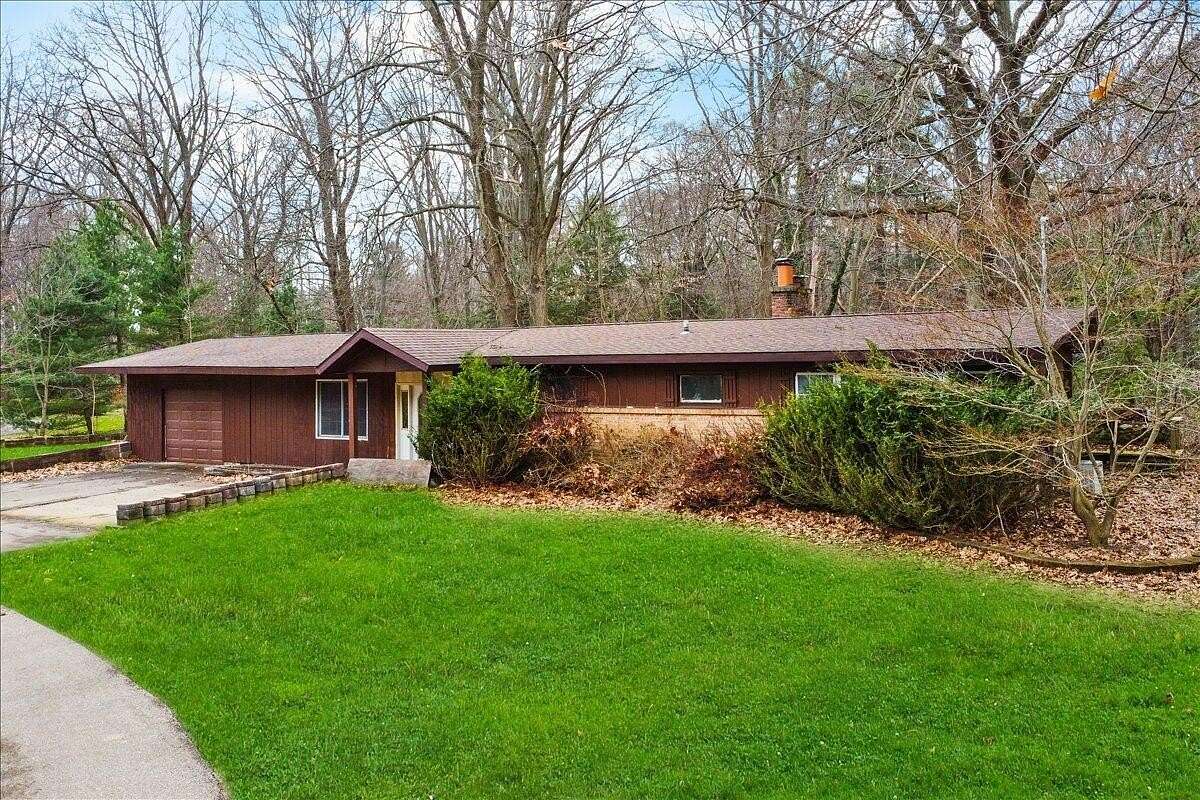 1.57 Acres of Land with Home for Sale in Saugatuck, Michigan