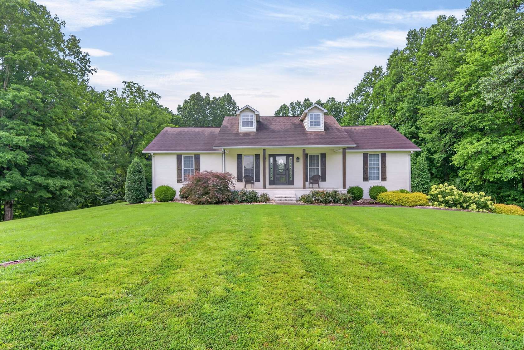 8.6 Acres of Land with Home for Sale in Gainesboro, Tennessee