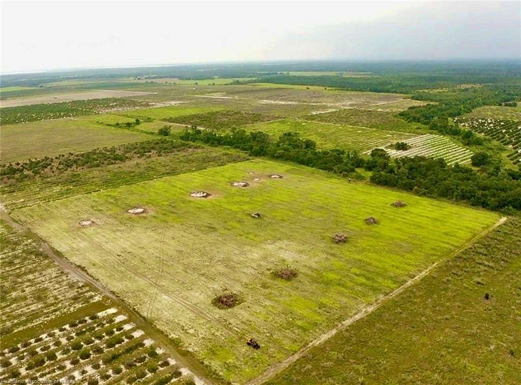 29 Acres of Land for Sale in Frostproof, Florida