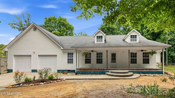6 Acres of Land with Home for Sale in Madisonville, Tennessee