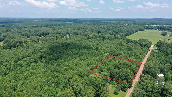 2 Acres of Residential Land for Sale in Queen City, Texas