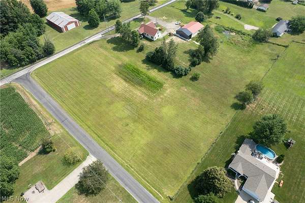 1.5 Acres of Residential Land for Sale in Mogadore, Ohio