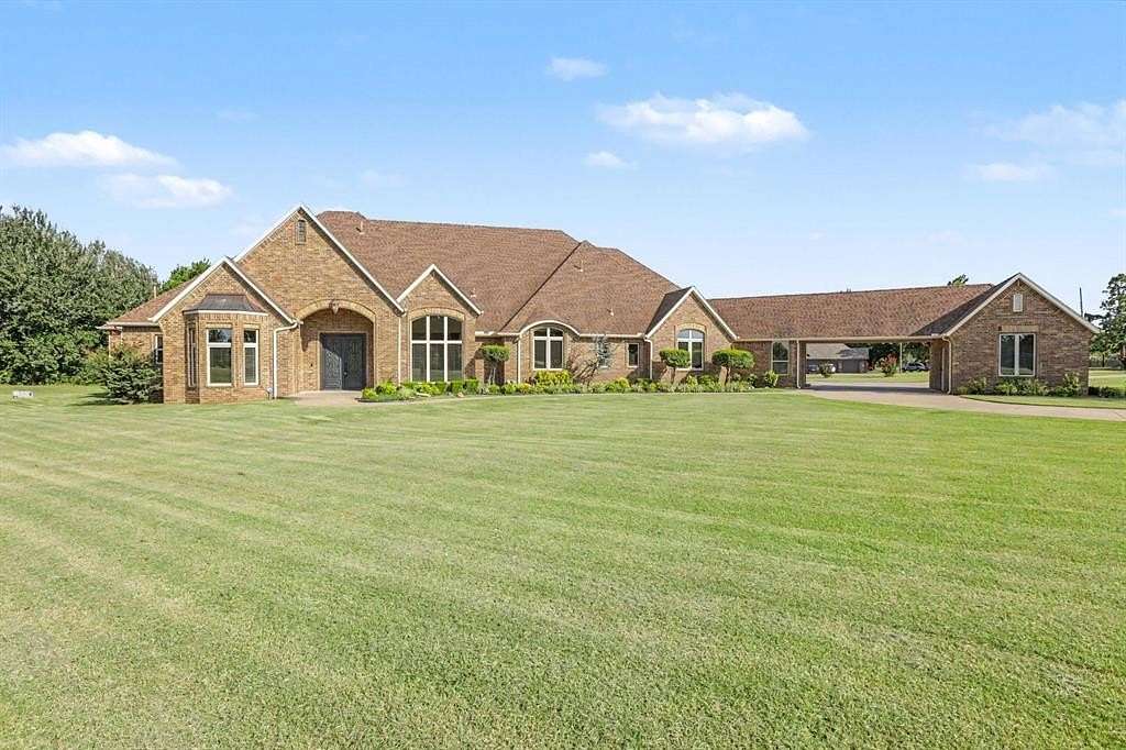 1.86 Acres of Land with Home for Sale in Oklahoma City, Oklahoma