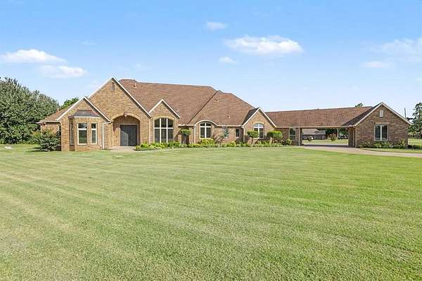1.86 Acres of Land with Home for Sale in Oklahoma City, Oklahoma