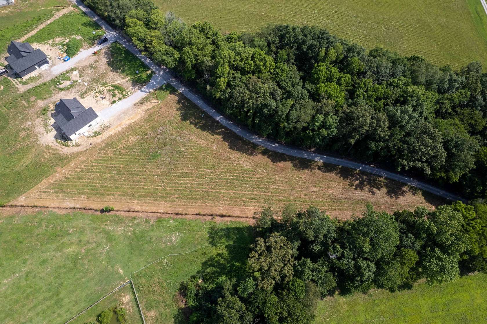 1.47 Acres of Residential Land for Sale in Estill Springs, Tennessee