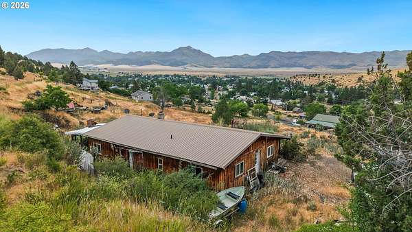 14.2 Acres of Land with Home for Sale in Prairie City, Oregon