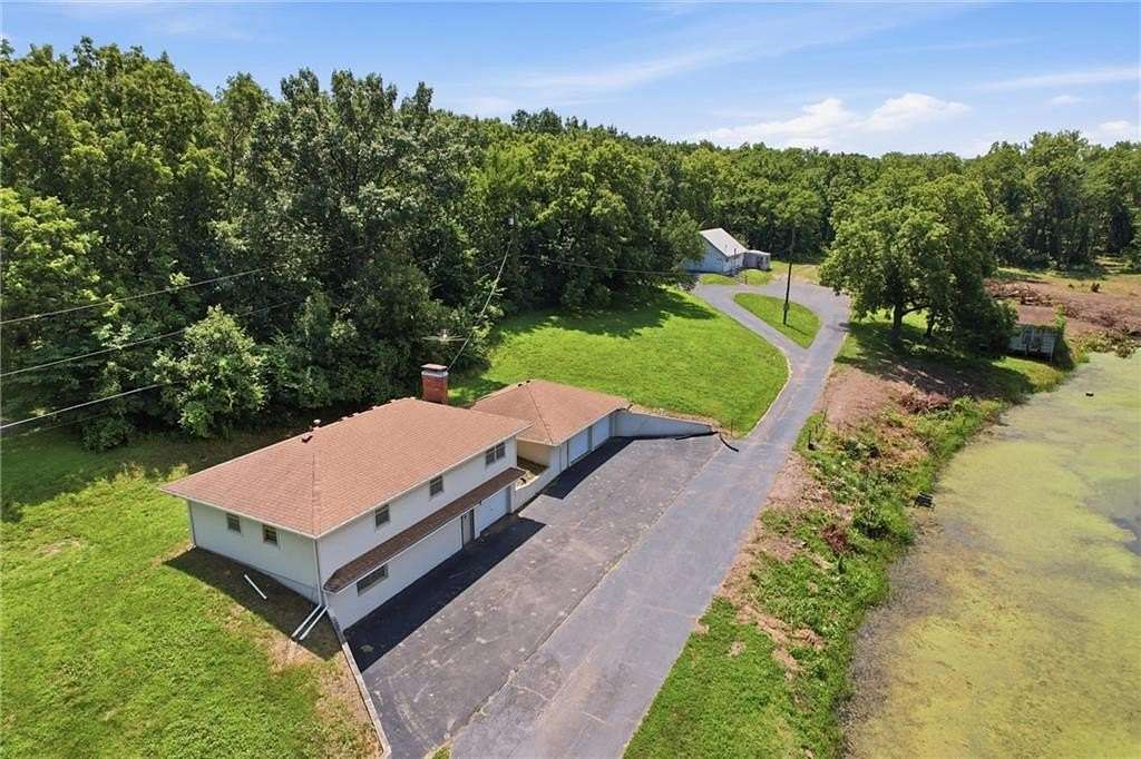 6.4 Acres of Land with Home for Sale in Kansas City, Kansas