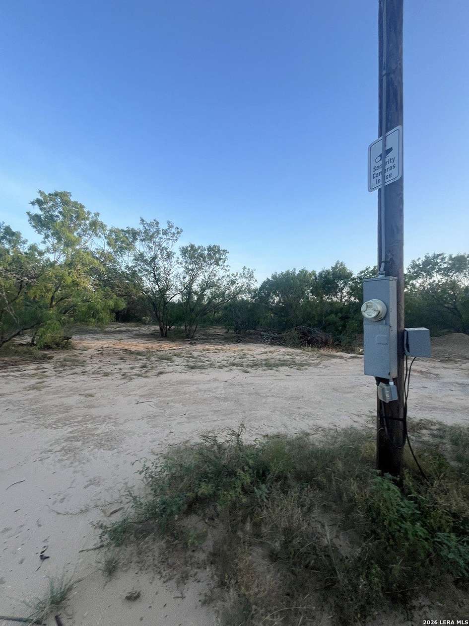 20 Acres of Land for Sale in Pleasanton, Texas