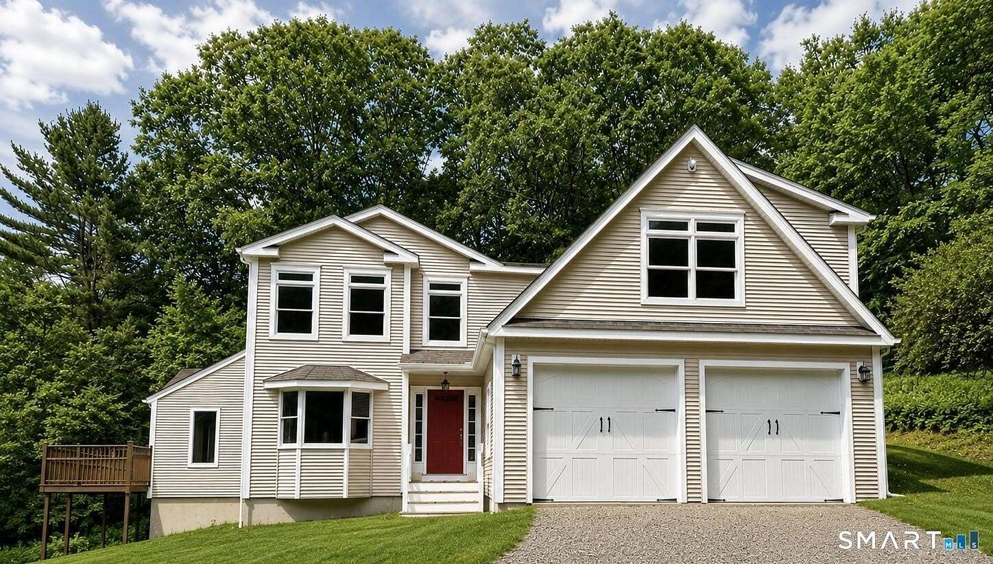 6.7 Acres of Land with Home for Sale in Haddam, Connecticut