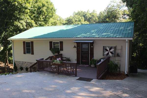 2.26 Acres of Land with Home for Sale in Eddyville, Kentucky