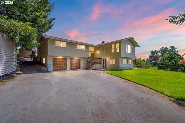 1.5 Acres of Land with Home for Sale in Banks, Oregon