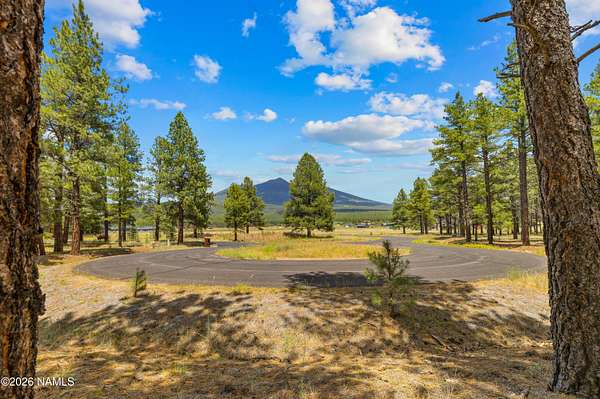 2 Acres of Residential Land for Sale in Flagstaff, Arizona