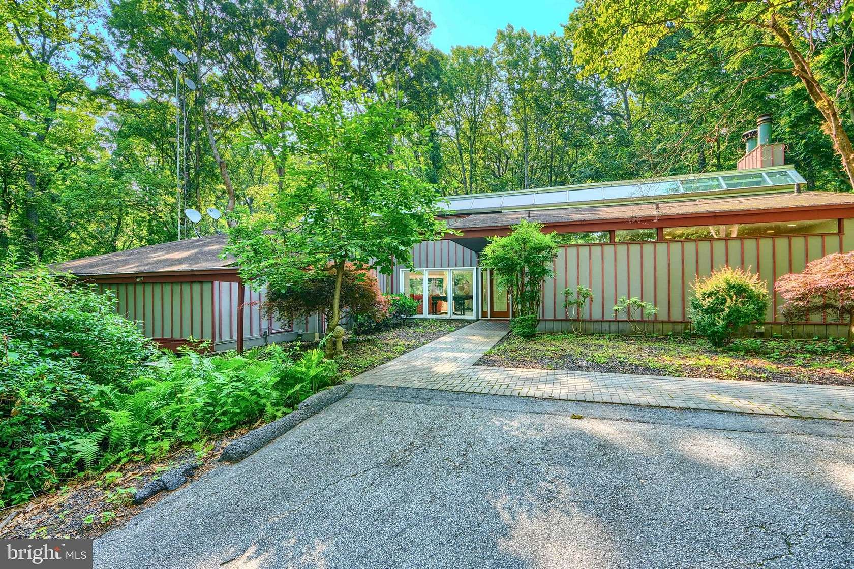 24.2 Acres of Land with Home for Lease in Reisterstown, Maryland