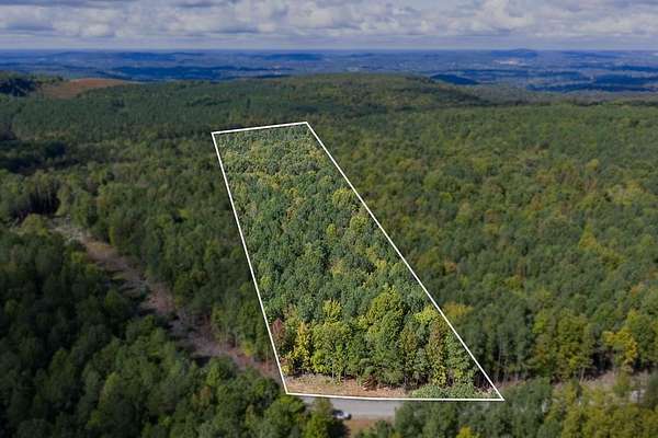 5 Acres of Residential Land for Sale in Spencer, Tennessee