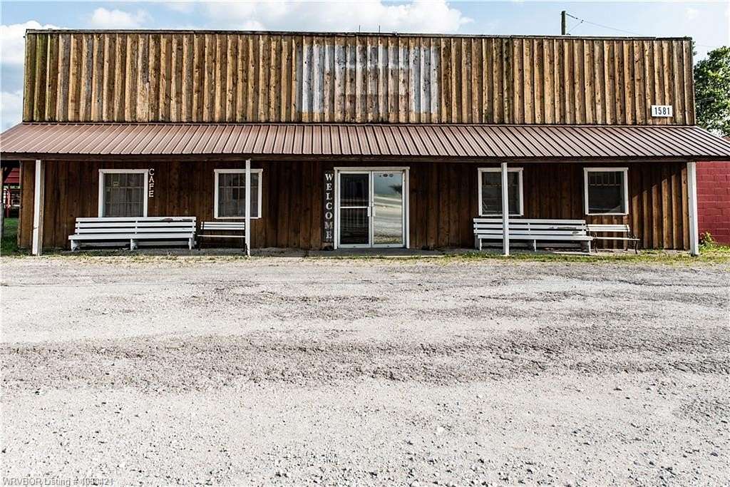 8.54 Acres of Improved Commercial Land for Sale in Springdale, Arkansas