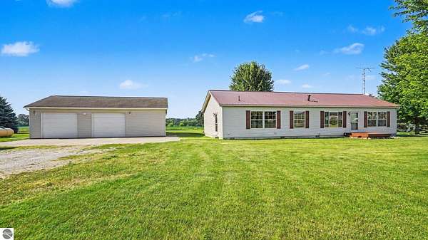 1.8 Acres of Land with Home for Sale in Mount Pleasant, Michigan