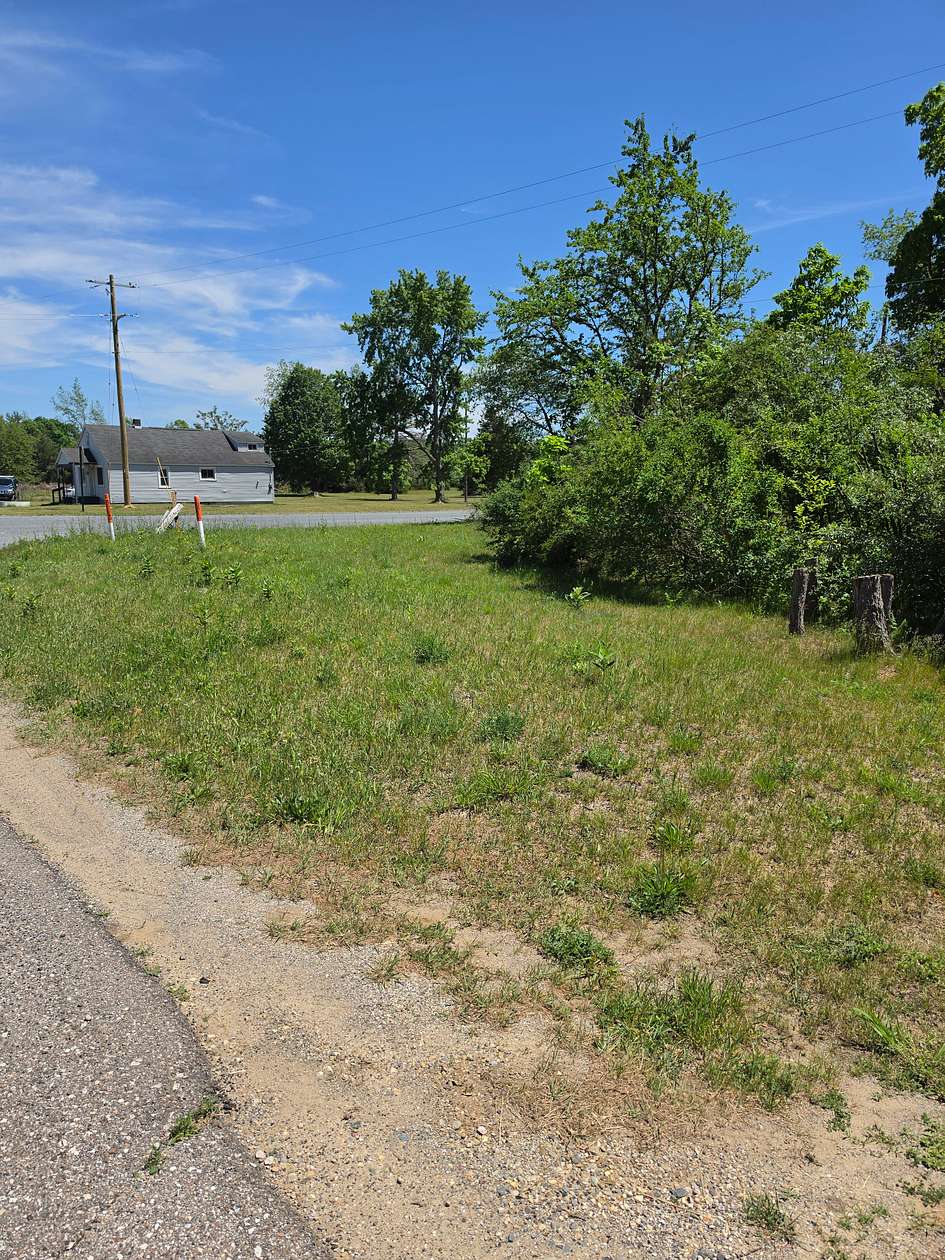 4 Acres of Improved Residential Land for Sale in South Haven, Michigan