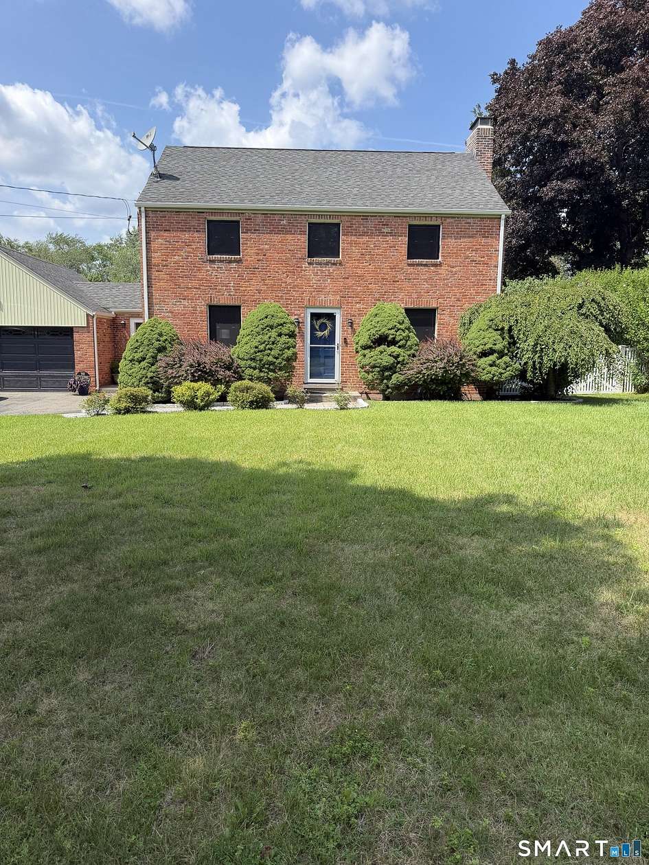 3 Acres of Land with Home for Lease in Rocky Hill, Connecticut