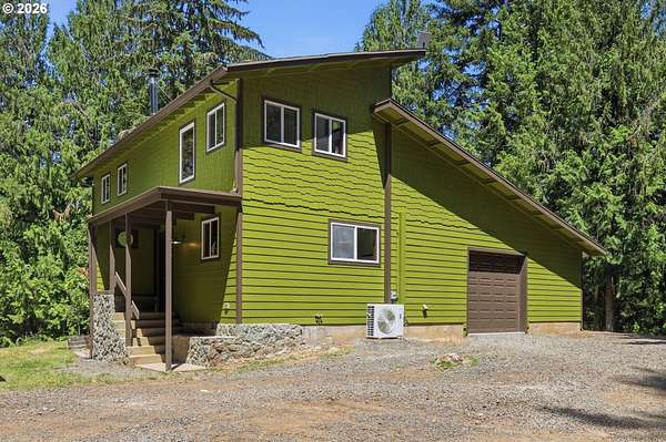 2.86 Acres of Land with Home for Sale in Lowell, Oregon