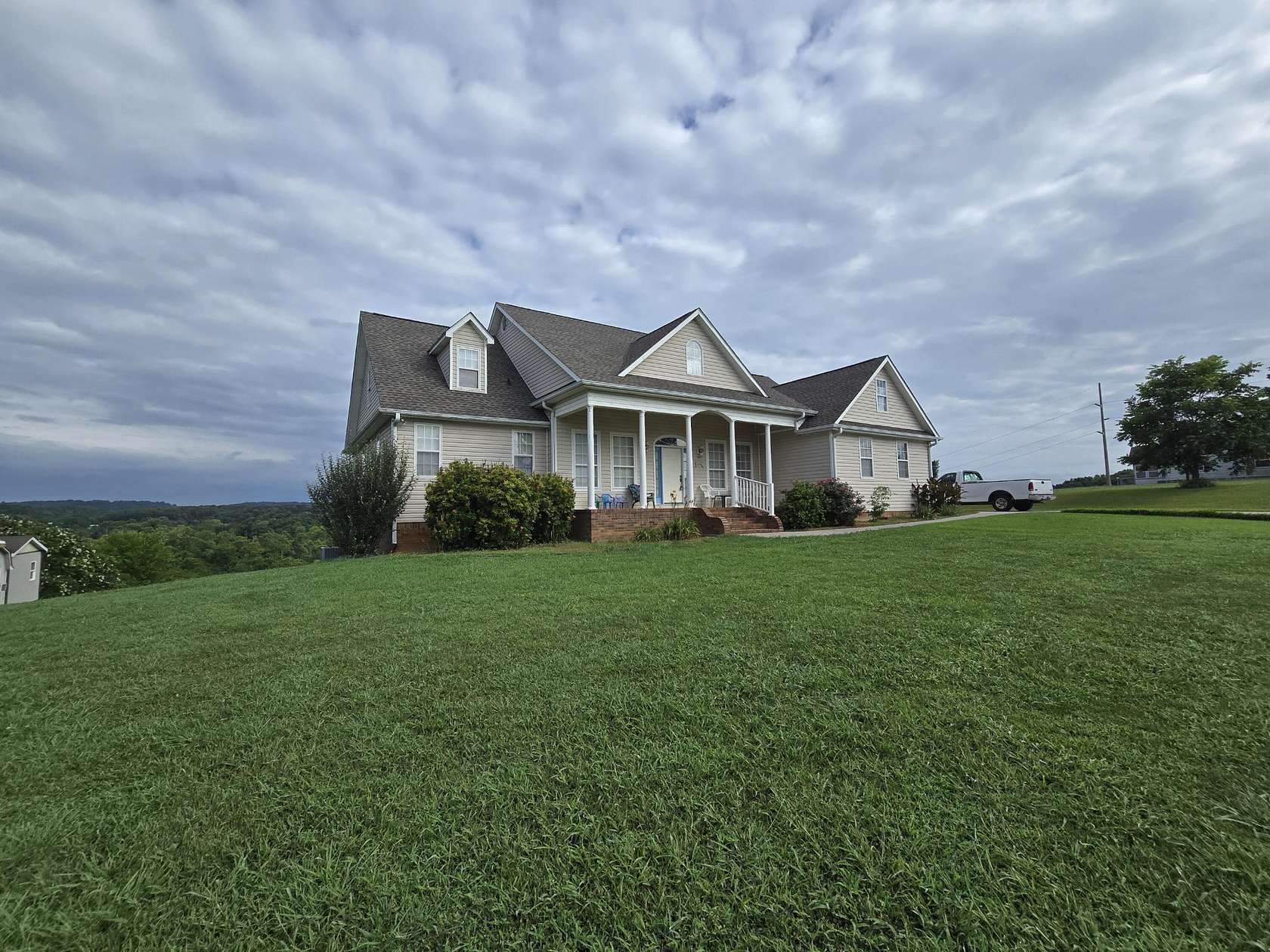 5 Acres of Land with Home for Sale in Englewood, Tennessee