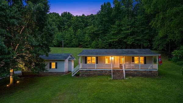 2.8 Acres of Land with Home for Sale in Goodspring, Tennessee