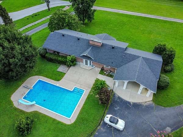 2.2 Acres of Land with Home for Sale in Ashland City, Tennessee