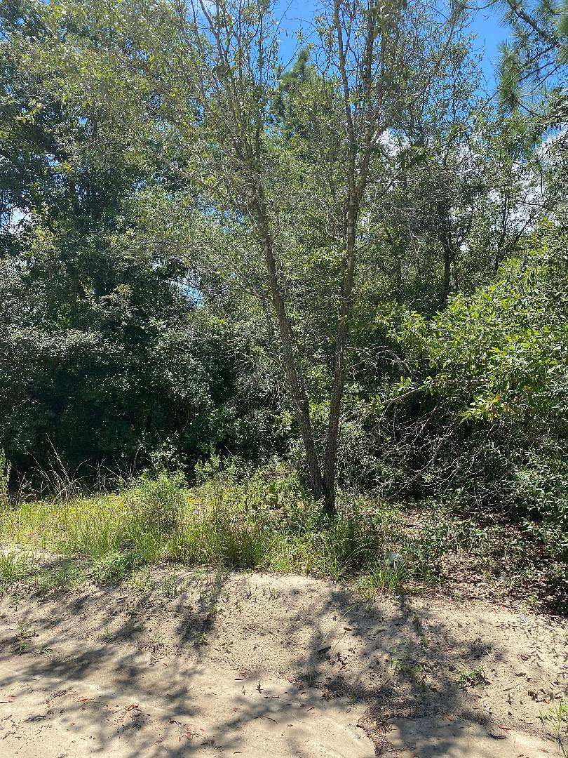 0.61 Acres of Land for Sale in Twin City, Georgia