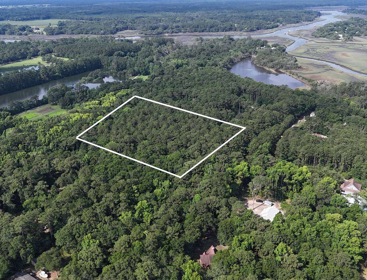 7 Acres of Residential Land for Sale in Johns Island, South Carolina