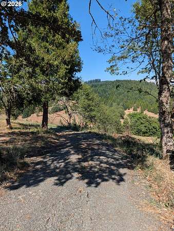 5.17 Acres of Land for Sale in Oakland, Oregon