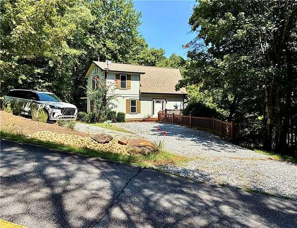 2.29 Acres of Land with Home for Sale in Sautee-Nacoochee, Georgia