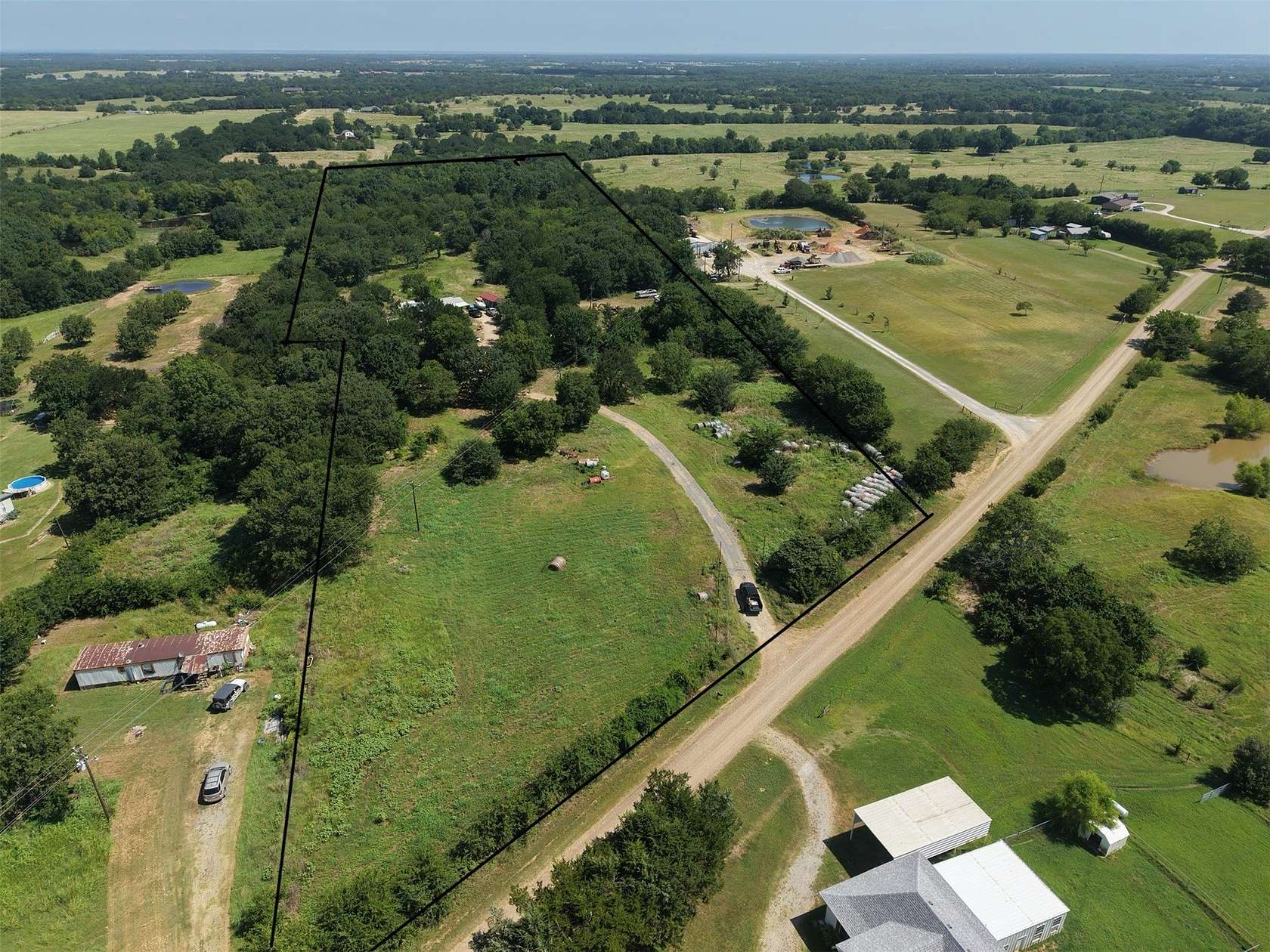 12 Acres of Recreational & Residential Land for Sale in Whitewright, Texas
