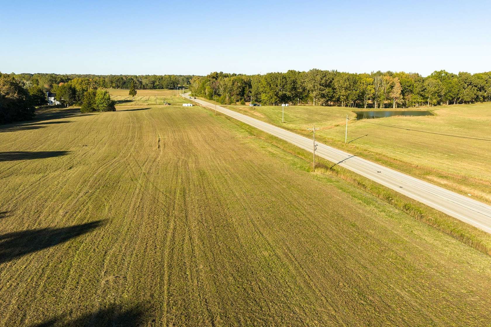 40 Acres of Land for Sale in Dickson, Tennessee