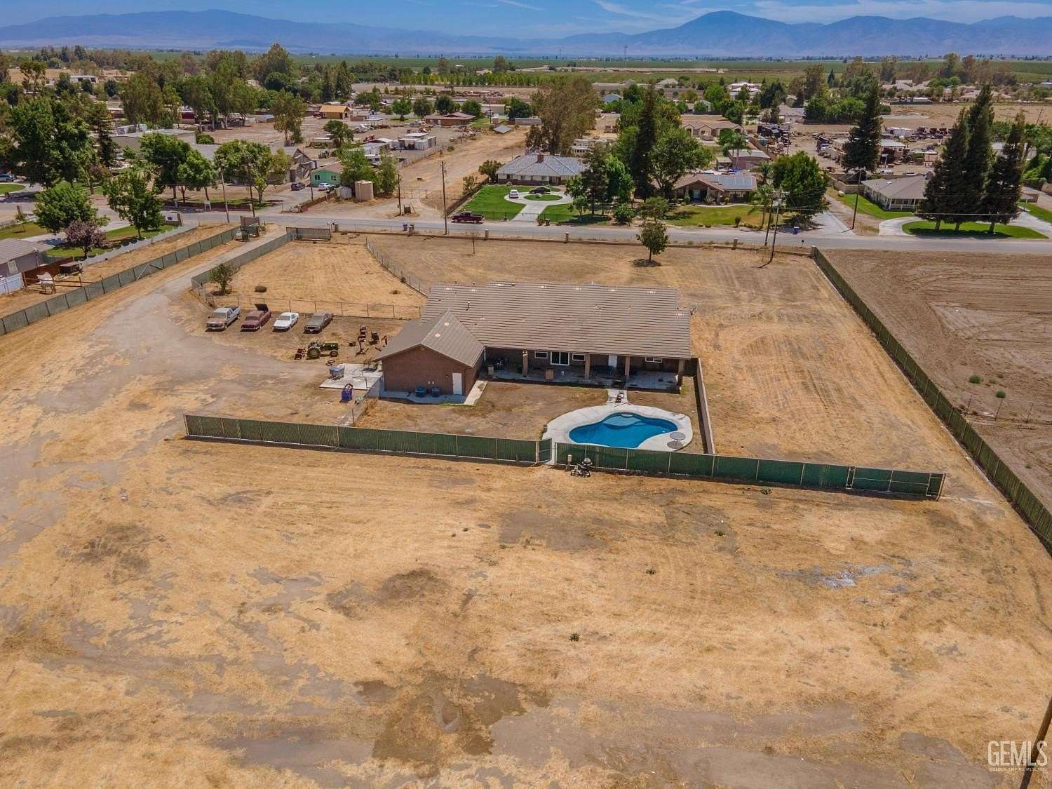 4 Acres of Land with Home for Sale in Bakersfield, California